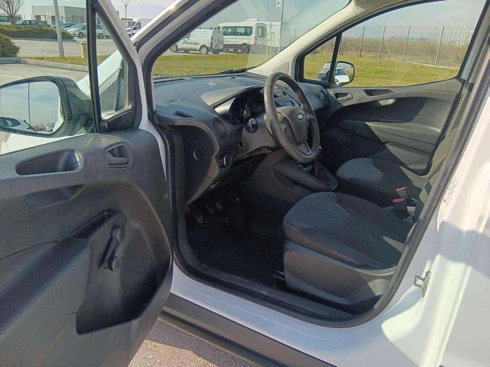 Ford Courier 1.5 TDCi, снимка 9 - Автомобили и джипове - 53866644