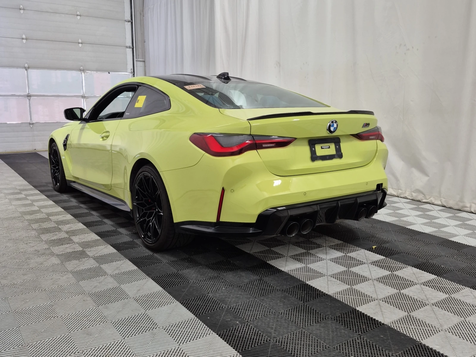 BMW M4  Competition xDrive Coupe, снимка 6 - Автомобили и джипове - 54397205