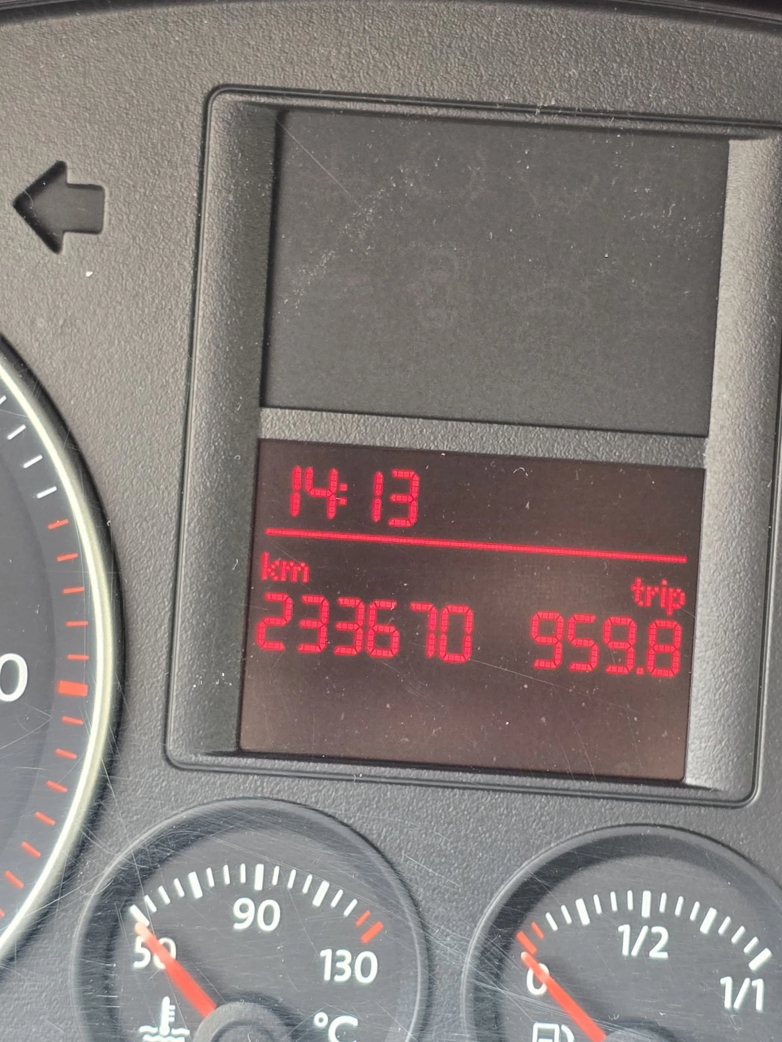 VW Golf 2.0 TDI 140HP / DSG, снимка 7 - Автомобили и джипове - 54463997