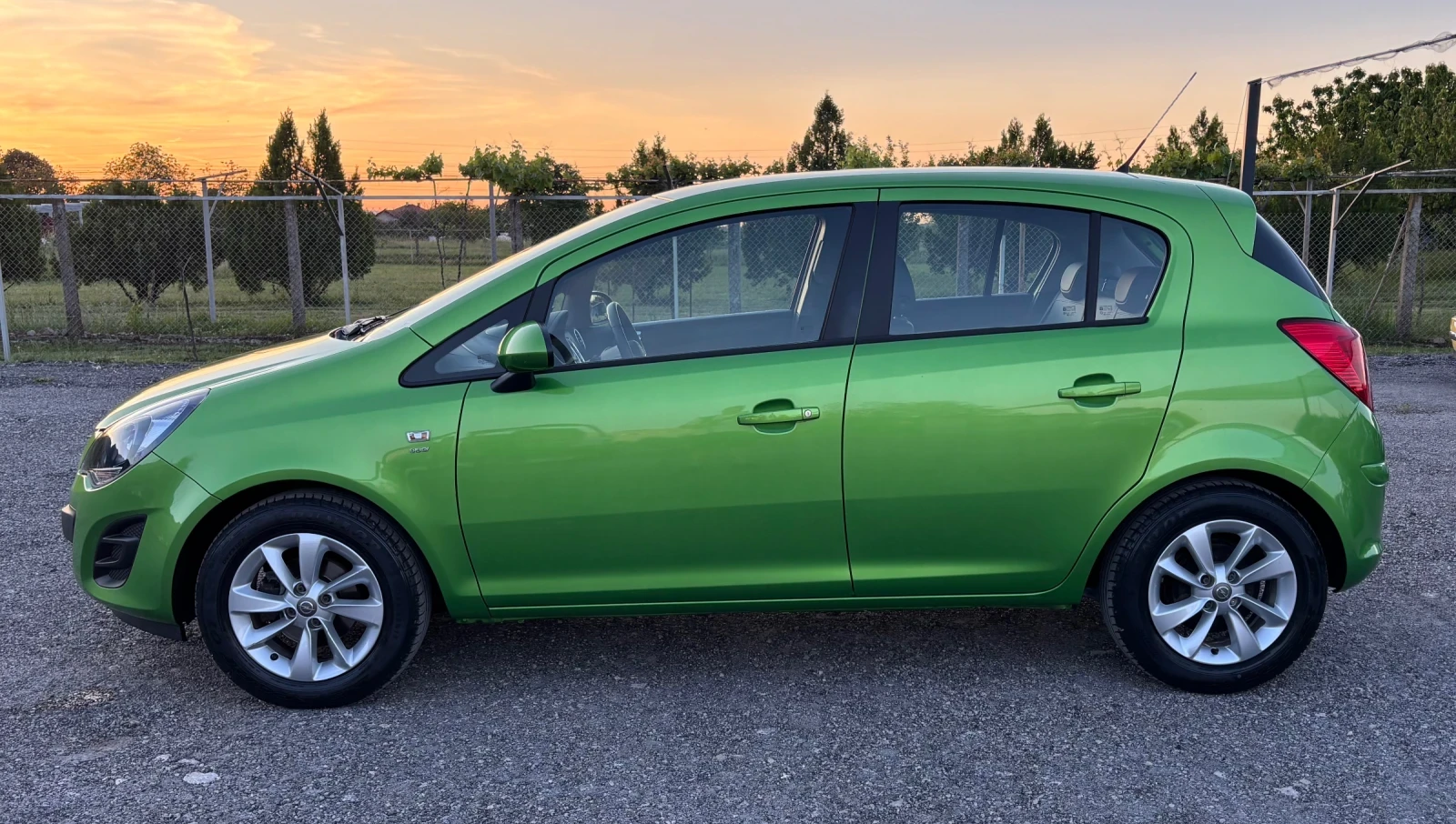 Opel Corsa 1.4i Germany, снимка 8 - Автомобили и джипове - 54569253
