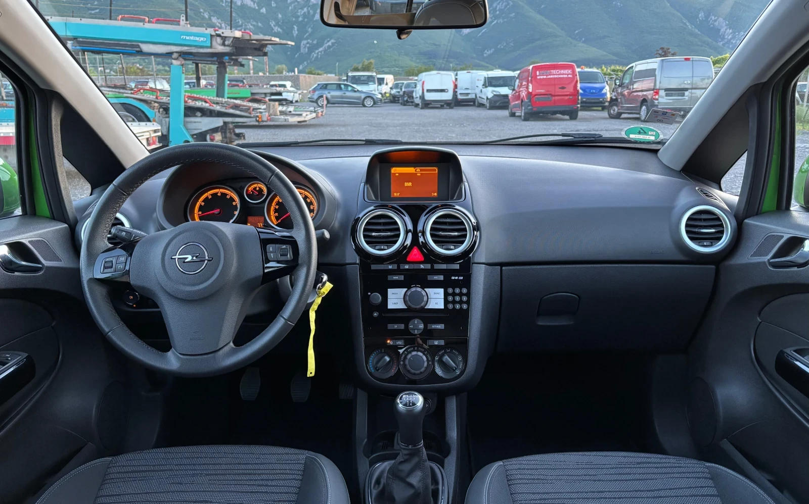 Opel Corsa 1.4i Germany, снимка 12 - Автомобили и джипове - 54569253