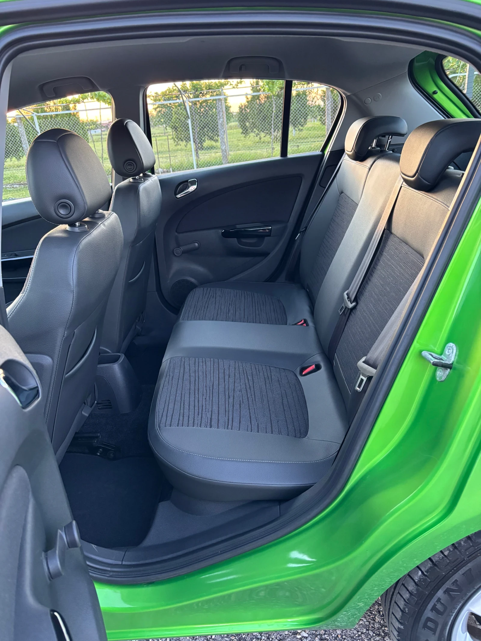 Opel Corsa 1.4i Germany, снимка 10 - Автомобили и джипове - 54569253