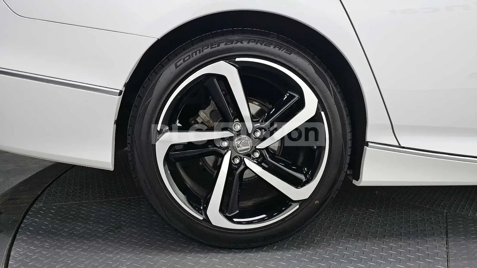 Honda Accord 2.0 HYBRID| ПОДГРЕВ| КАМЕРА| , снимка 17 - Автомобили и джипове - 54622177