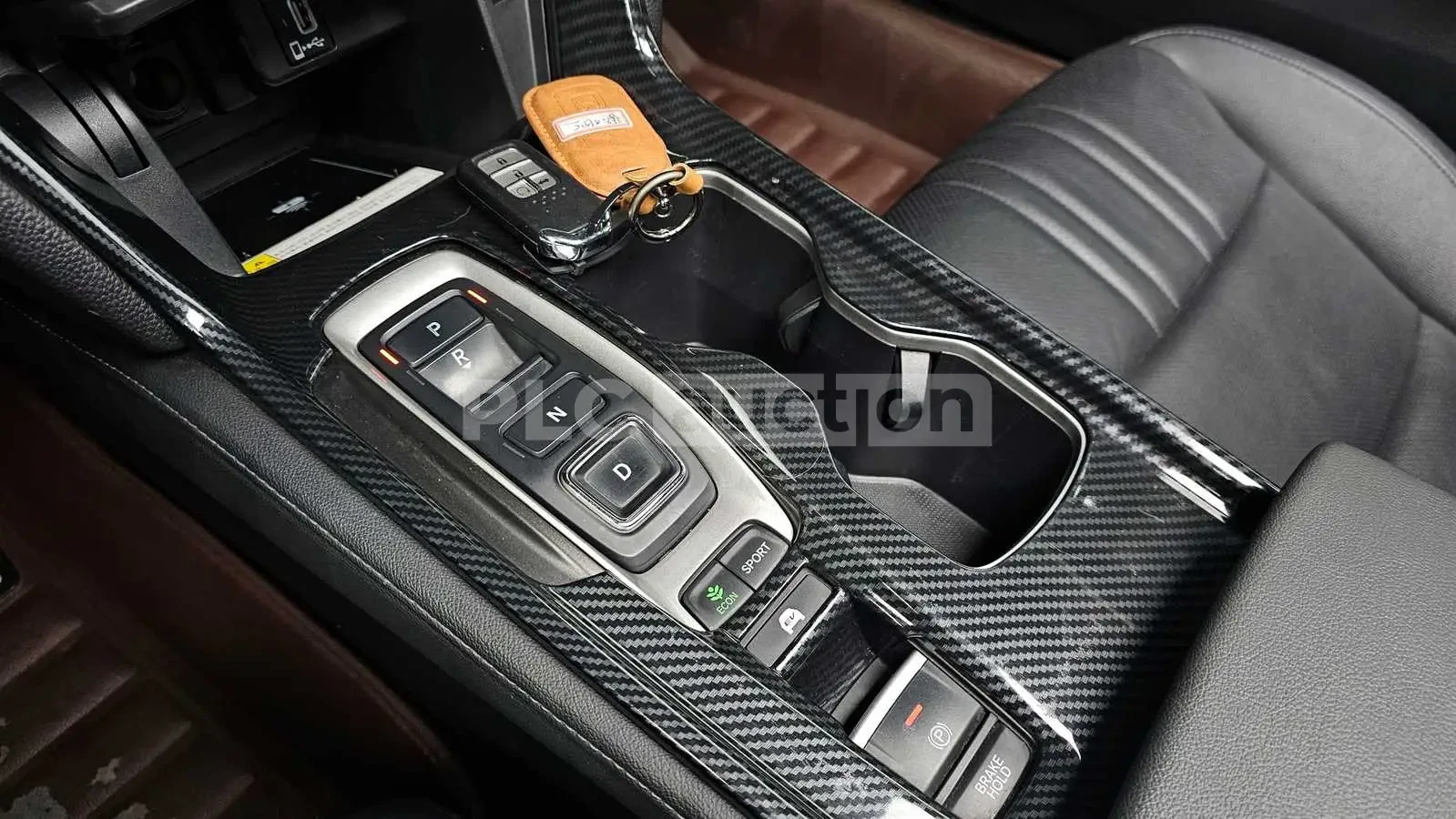 Honda Accord 2.0 HYBRID| ПОДГРЕВ| КАМЕРА| , снимка 8 - Автомобили и джипове - 54622177