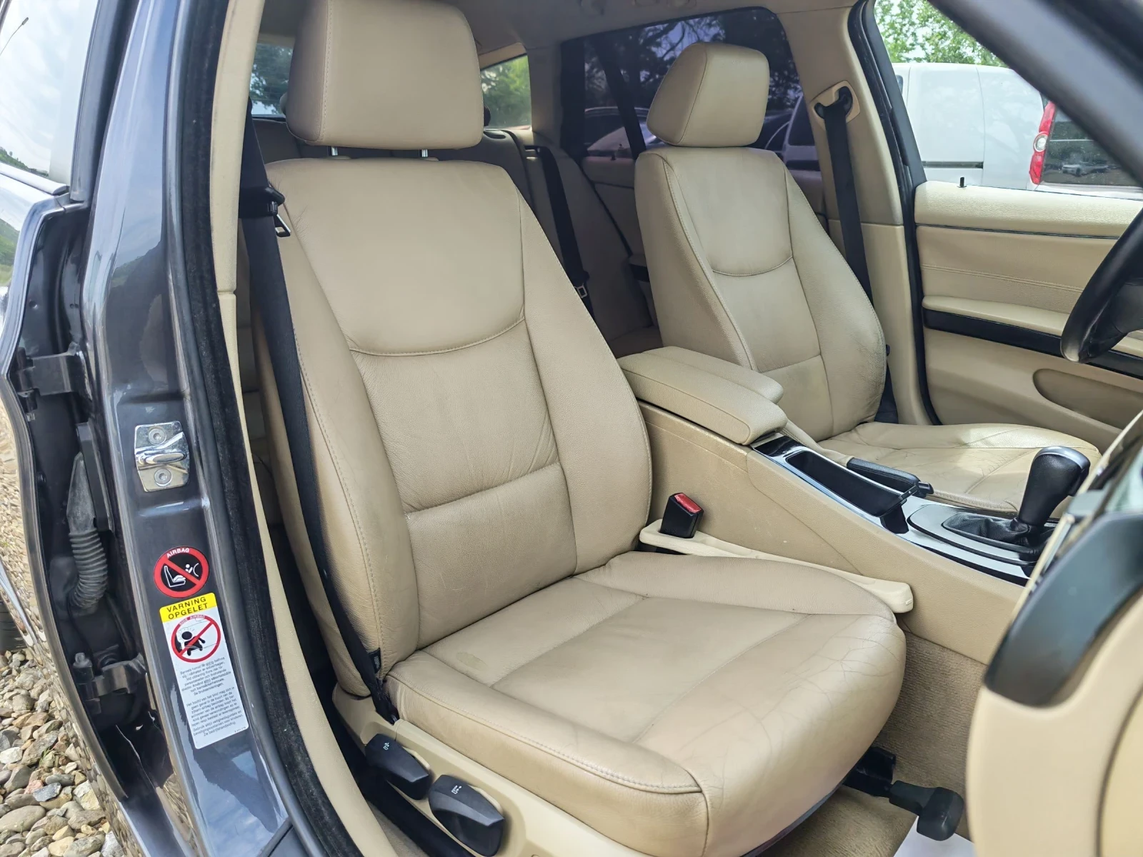 BMW 320 i М-пакет, снимка 14 - Автомобили и джипове - 54750787