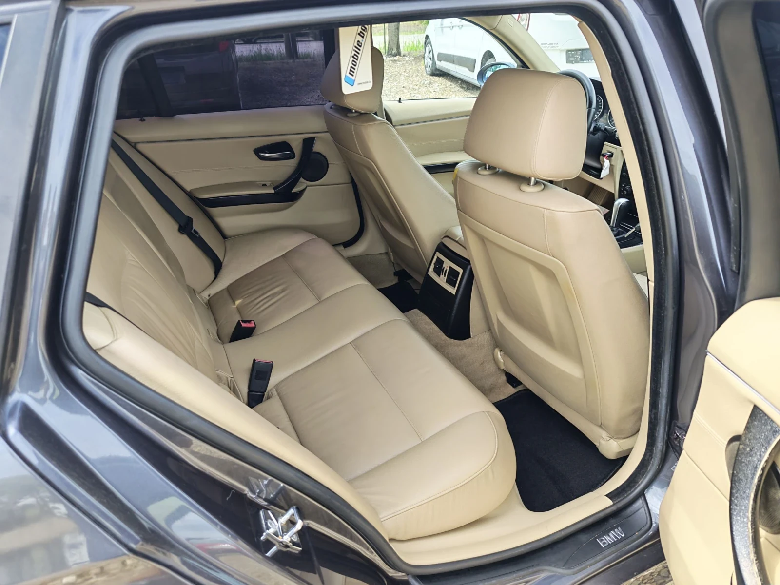 BMW 320 i М-пакет, снимка 15 - Автомобили и джипове - 54750787