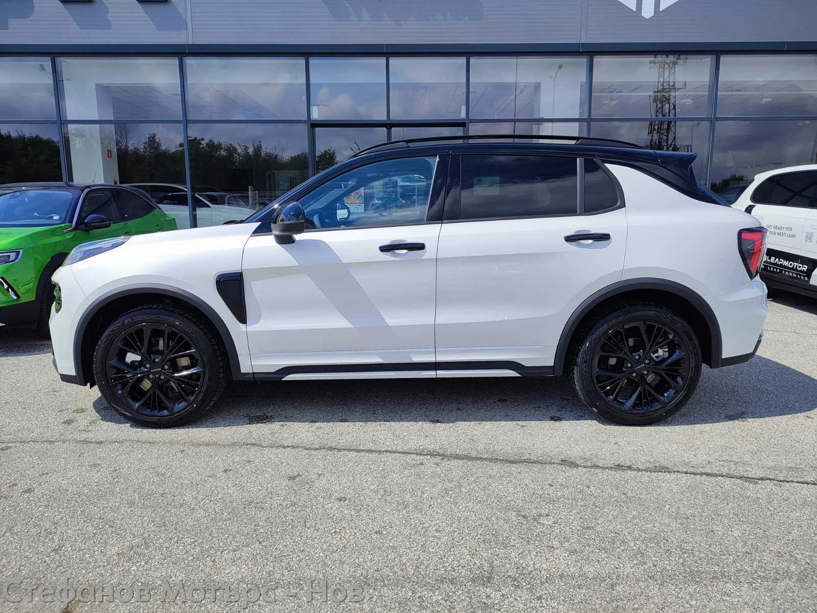 LynkCo 01 More 1.5 PHEV (245hp) AT, снимка 4 - Автомобили и джипове - 54817500