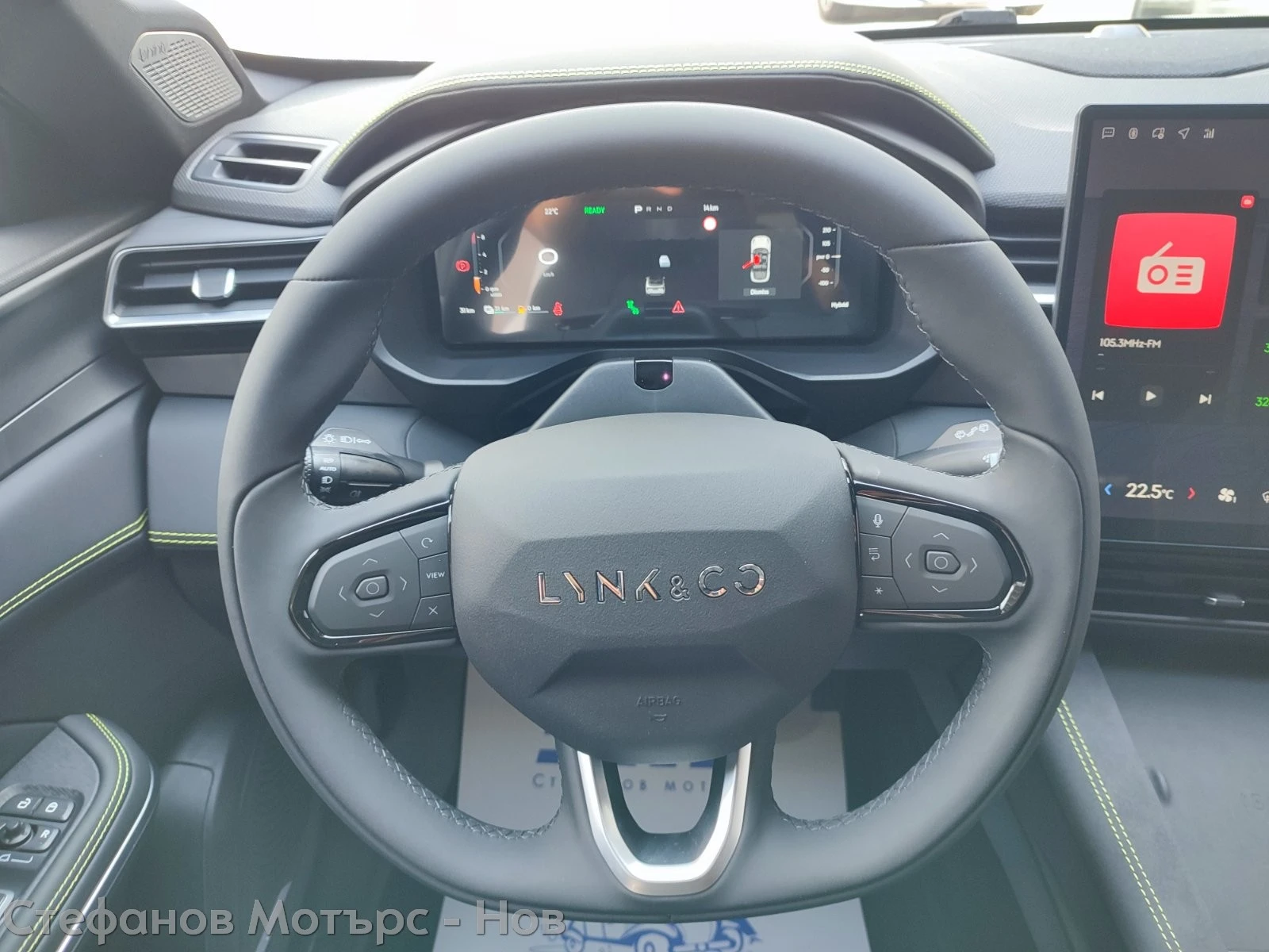LynkCo 01 More 1.5 PHEV (245hp) AT, снимка 9 - Автомобили и джипове - 54817500