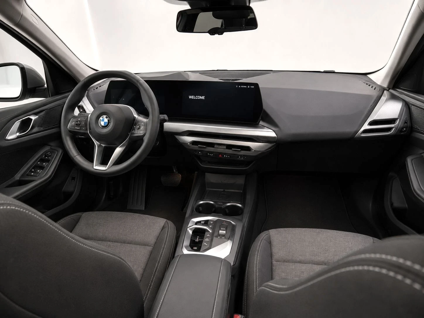 BMW 2 Gran Coupe Mild Hybrid* M-Sport* 2025г.* ГАРАНЦИОНЕН* 7500км., снимка 7 - Автомобили и джипове - 54874161