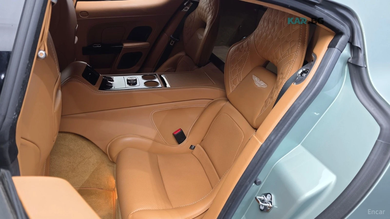 Aston Martin Rapide 6.0S V12* КОЖА* НАВИ* ОБДУХВ* ОХЛАЖ.ЖАБКА* HEADUP, снимка 17 - Автомобили и джипове - 55029291