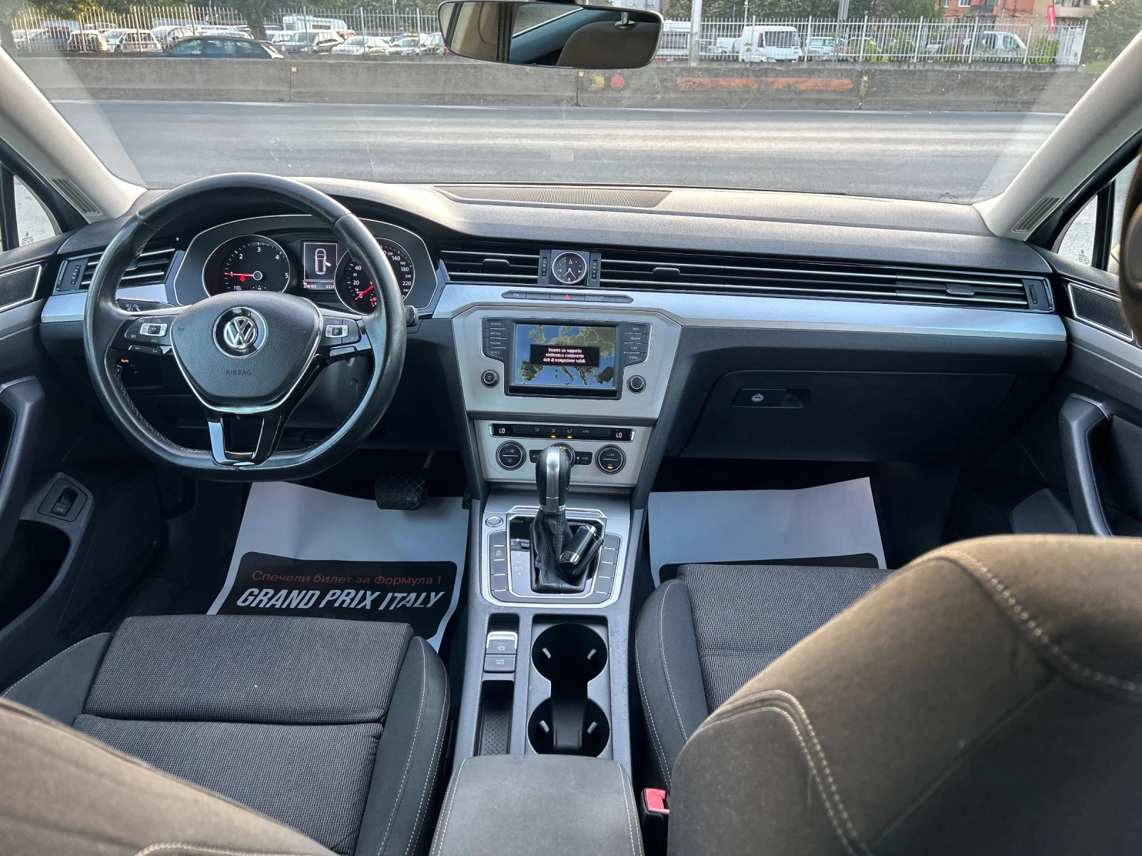 VW Passat, снимка 11 - Автомобили и джипове - 55012716