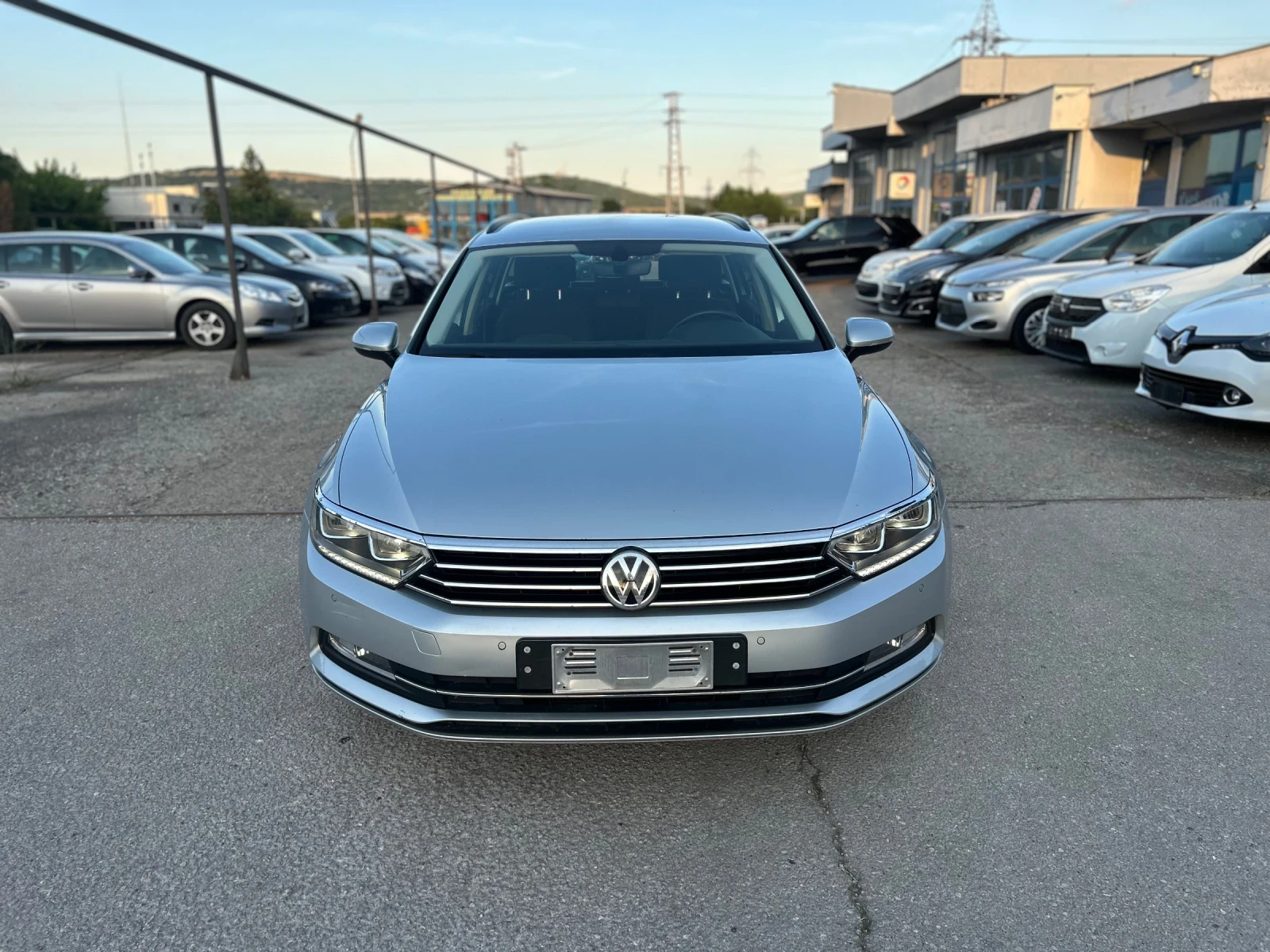 VW Passat, снимка 2 - Автомобили и джипове - 55012716