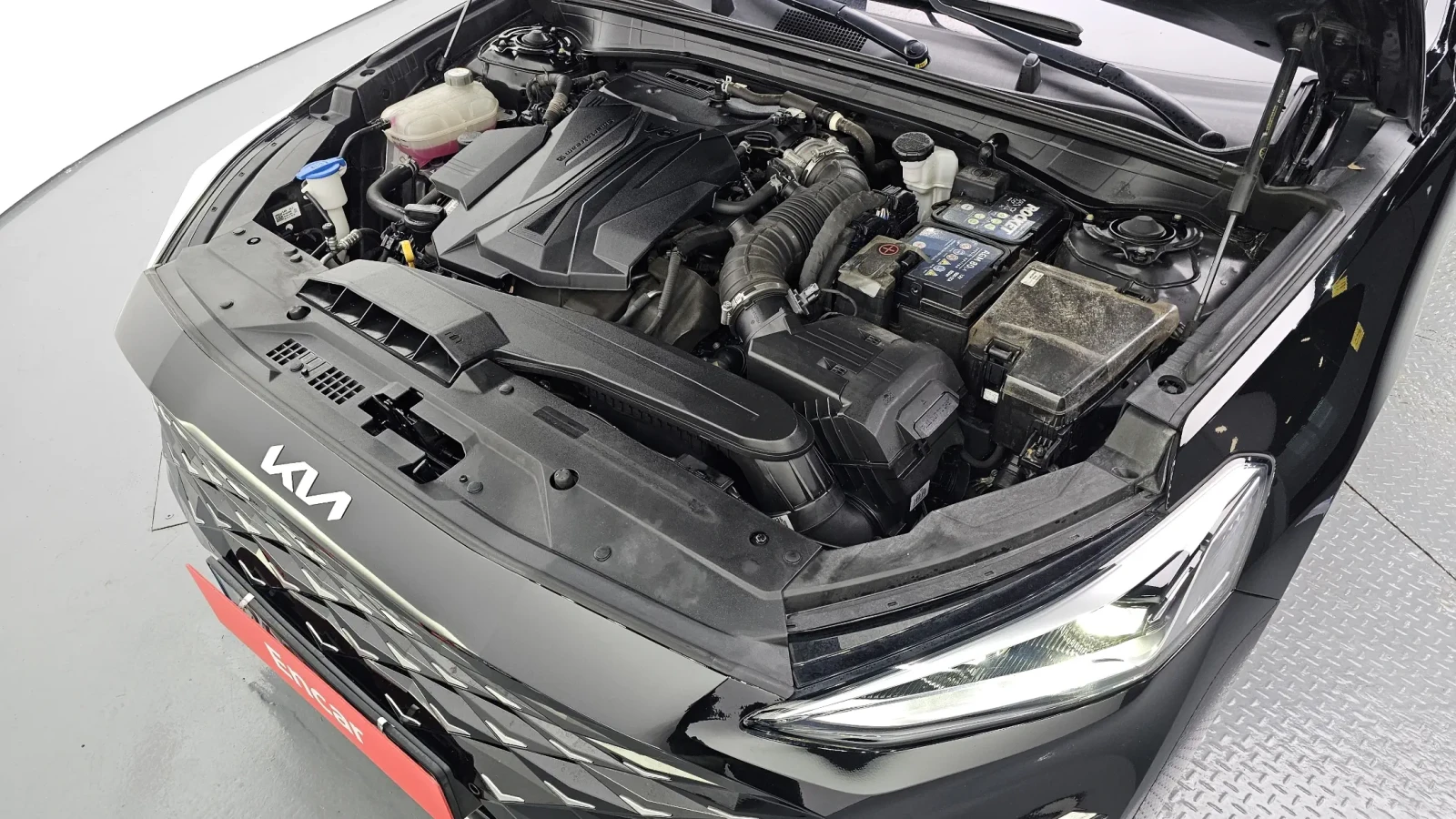 Kia K8 PLATINIUM| AWD| MERIDIAN| 360| ОБДУХ| HUD| DIGITAL, снимка 5 - Автомобили и джипове - 55082067
