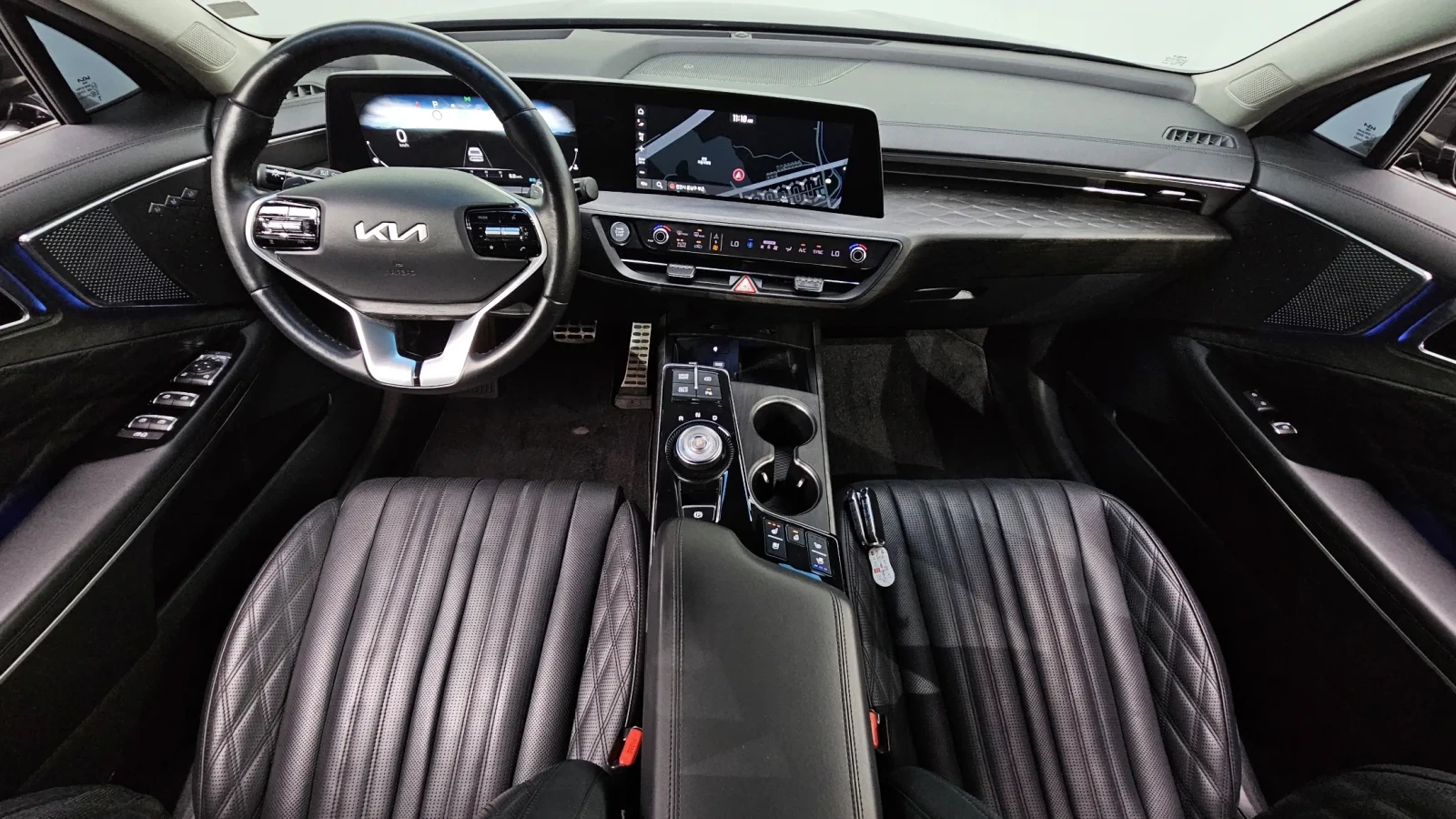 Kia K8 PLATINIUM| AWD| MERIDIAN| 360| ОБДУХ| HUD| DIGITAL, снимка 6 - Автомобили и джипове - 55082067