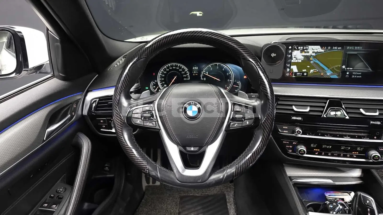 BMW 530 M SPORT + HEAD UP/360/PANO/FULL, снимка 12 - Автомобили и джипове - 55281891