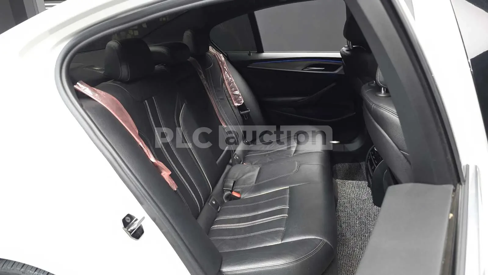 BMW 530 M SPORT + HEAD UP/360/PANO/FULL, снимка 11 - Автомобили и джипове - 55281891