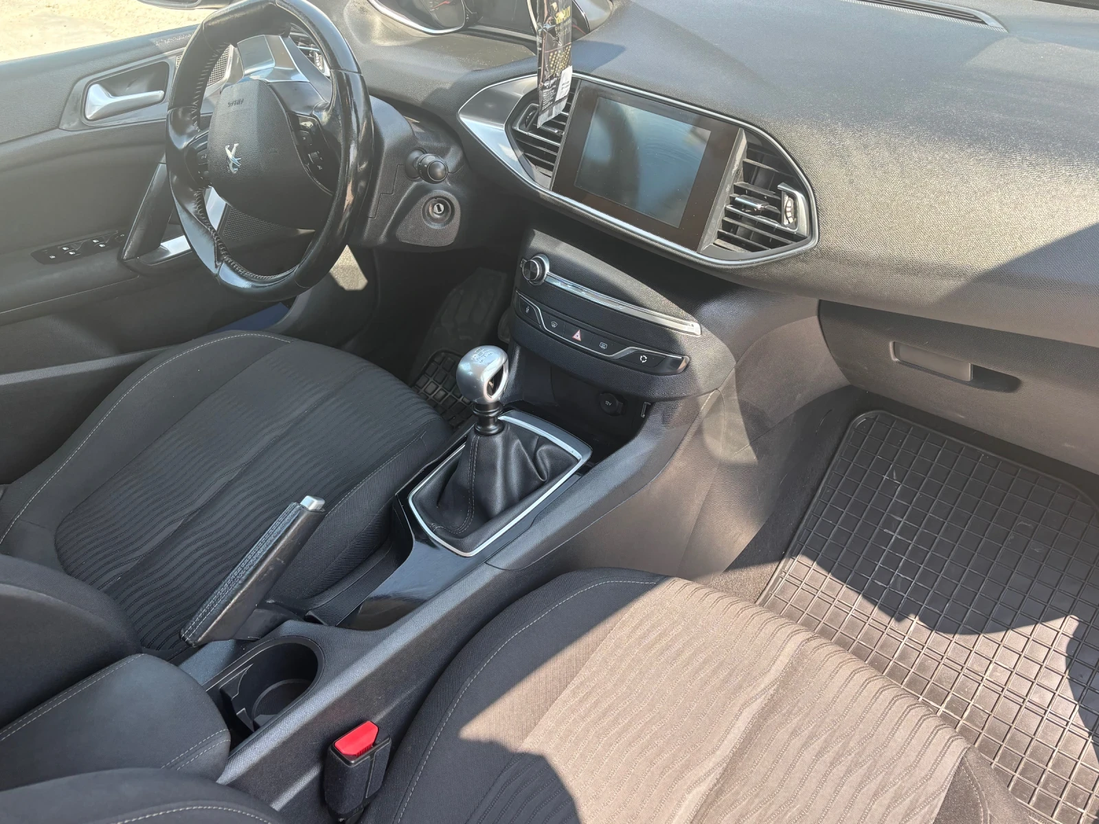 Peugeot 308, снимка 9 - Автомобили и джипове - 55321685