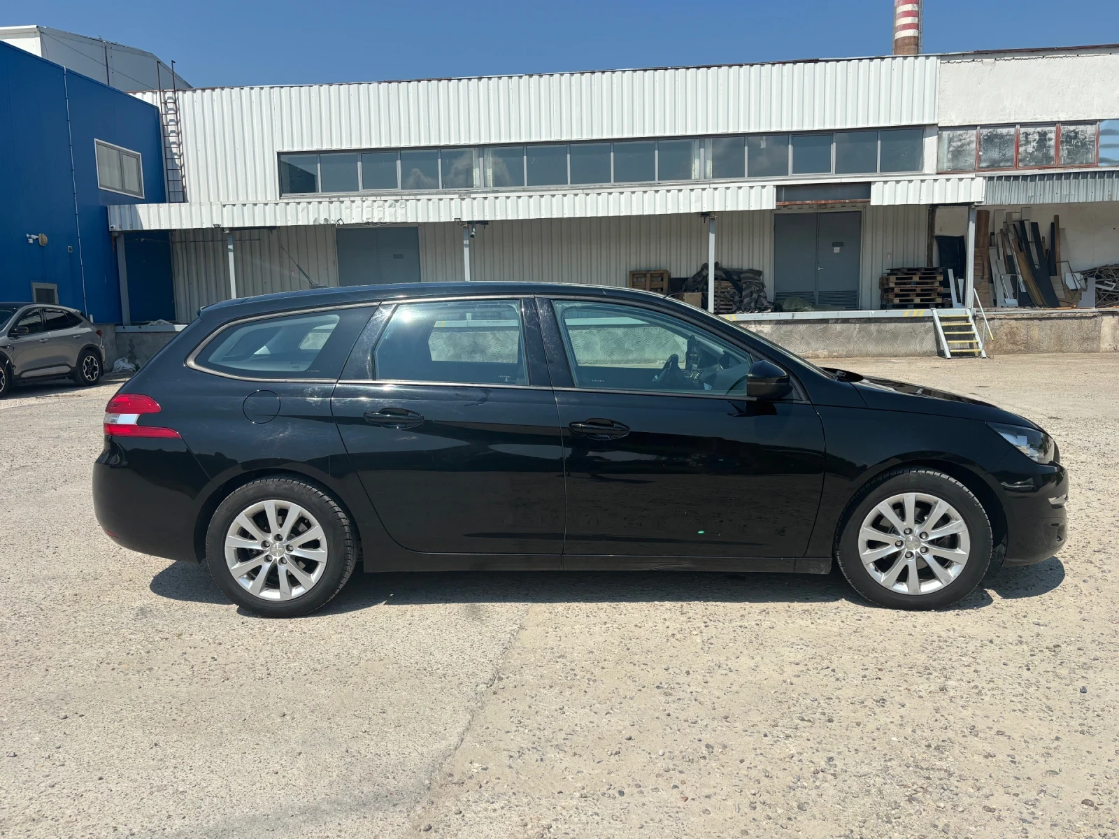 Peugeot 308, снимка 3 - Автомобили и джипове - 55321685