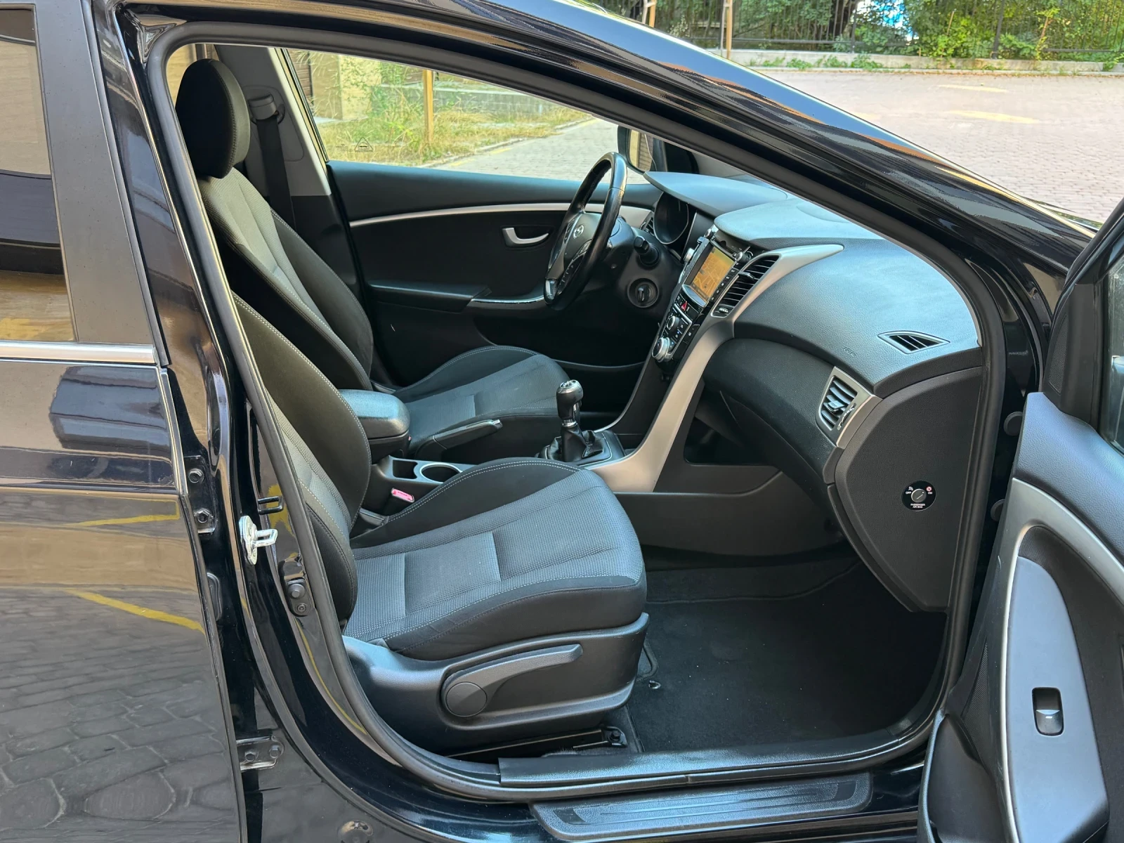 Hyundai I30, снимка 10 - Автомобили и джипове - 55409856