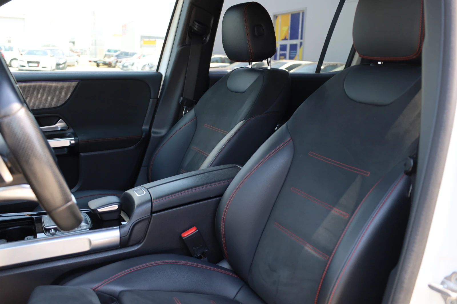Mercedes-Benz EQB EQB-300, снимка 7 - Автомобили и джипове - 55595311