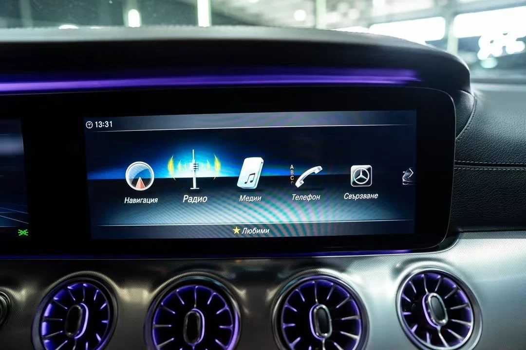 Mercedes-Benz E 220, снимка 10 - Автомобили и джипове - 55822603