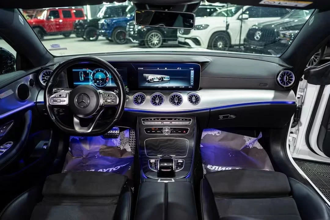 Mercedes-Benz E 220, снимка 13 - Автомобили и джипове - 55822603