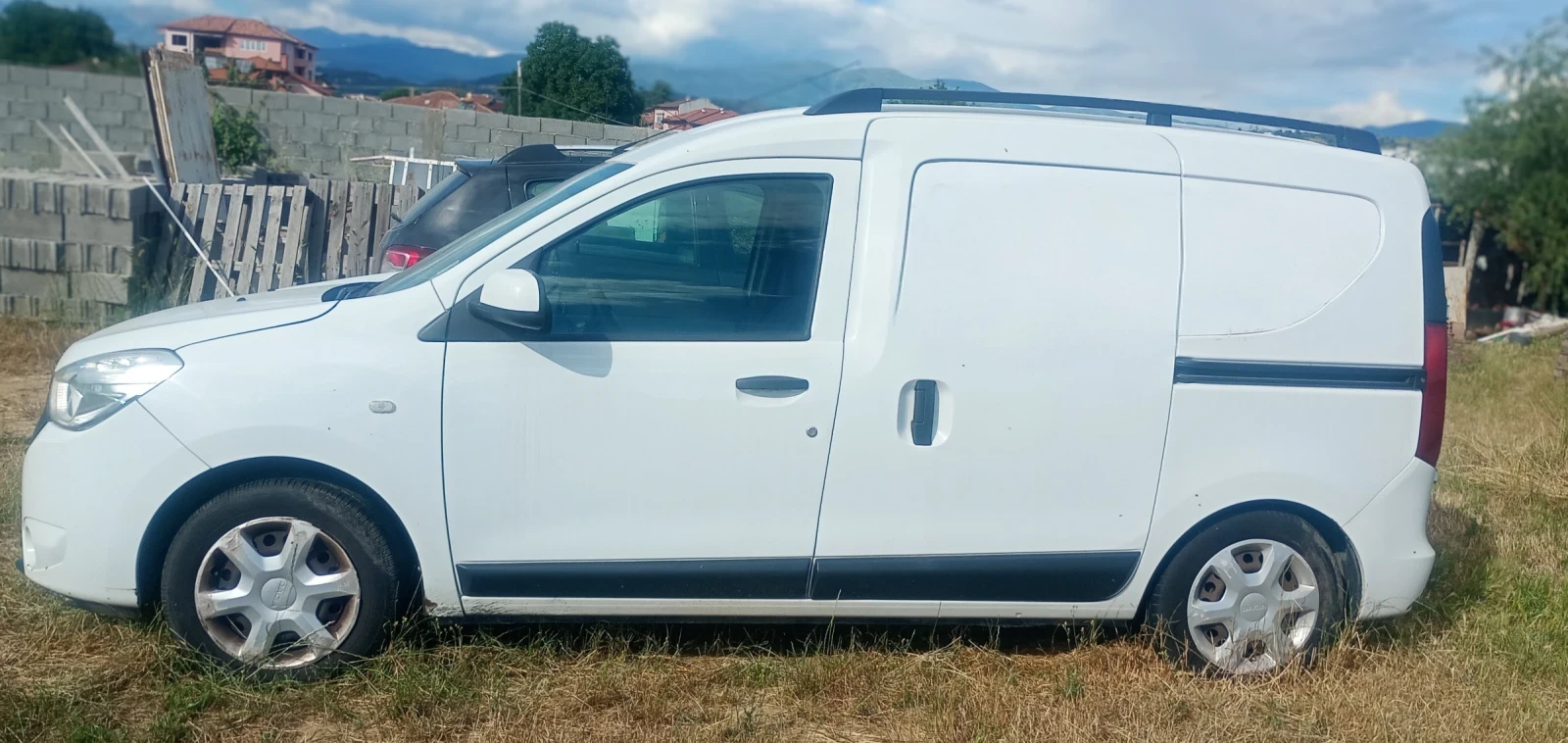 Dacia Dokker, снимка 3 - Автомобили и джипове - 56543086