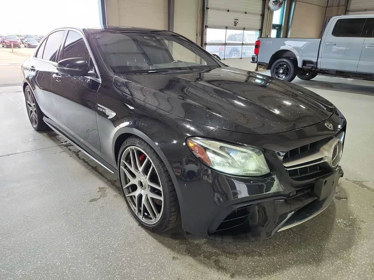 Mercedes-Benz E 63 AMG S| BURMESTER| PANO| 360| ПАМЕТ| , снимка 2 - Автомобили и джипове - 56207469