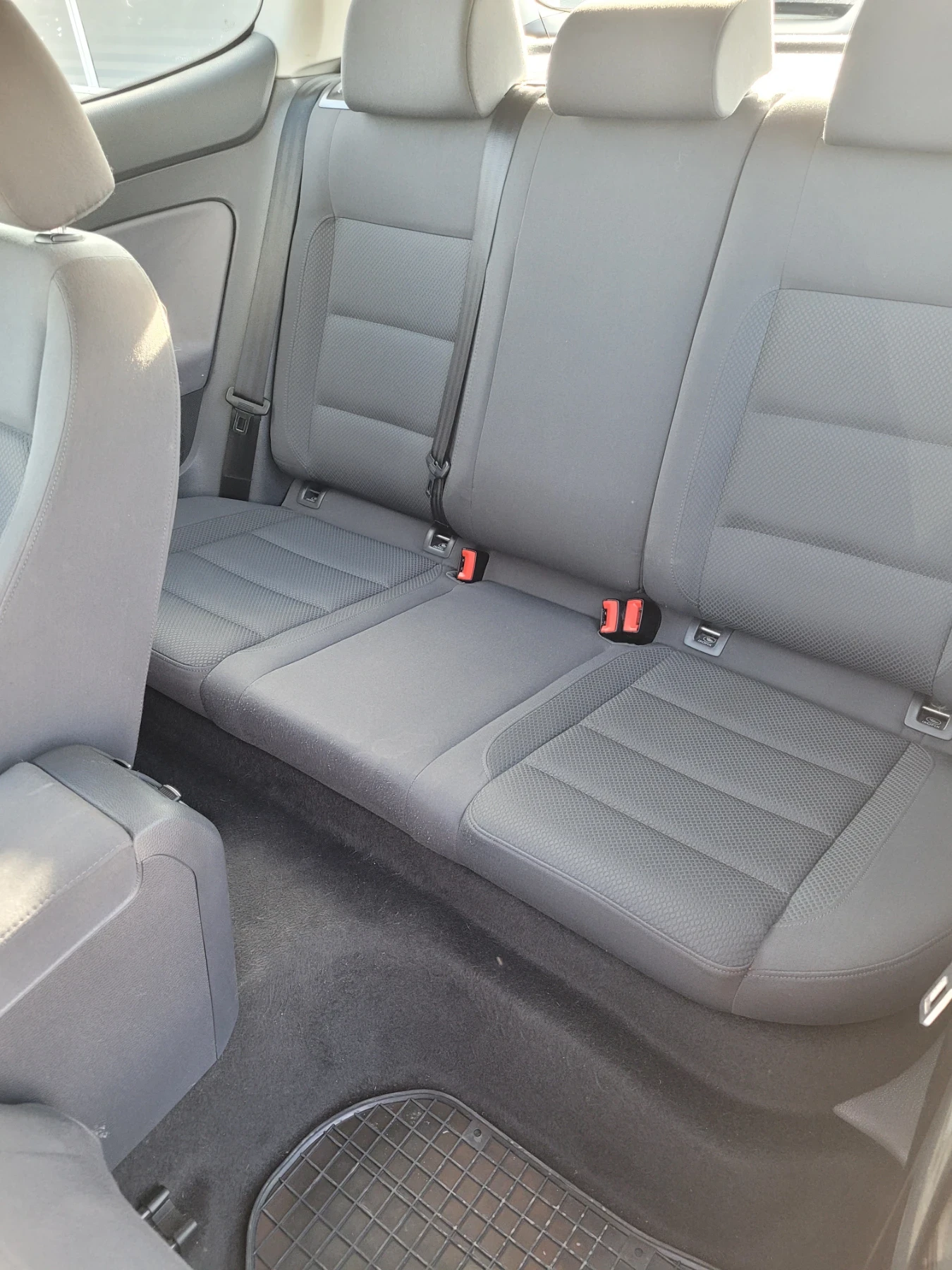 VW Golf 5, снимка 6 - Автомобили и джипове - 56416211