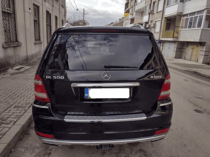 Mercedes-Benz GL GL 550, снимка 8 - Автомобили и джипове - 48865523