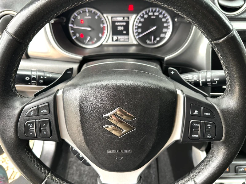 Suzuki Vitara 1.6D4x4 ALLGRIP КОЖА ПОДГРЕВ КАМЕРА АВТОМАТ, снимка 13 - Автомобили и джипове - 52869016