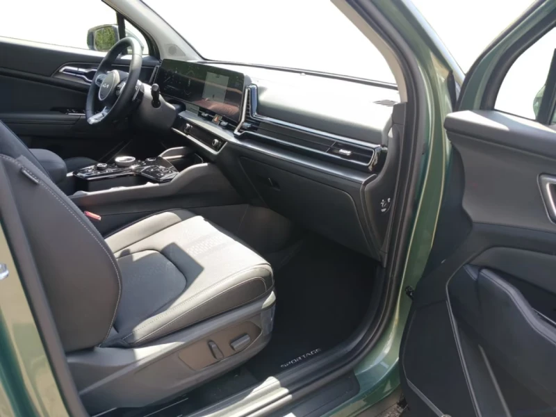 Kia Sportage 1.6PHEV/265HP/PANO/CAM/NAVI/ACC/LED/KLESS/807g, снимка 13 - Автомобили и джипове - 53560230