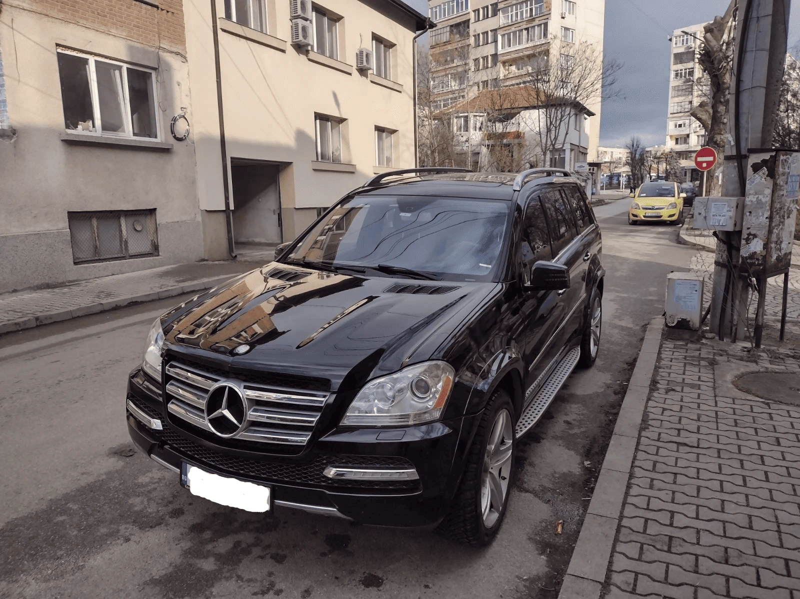Mercedes-Benz GL GL 550 - изображение 2