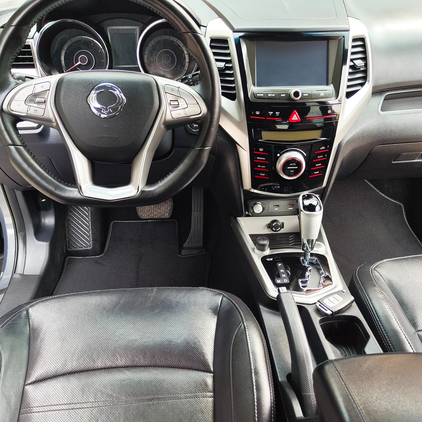 SsangYong Tivoli Автоматик - изображение 3