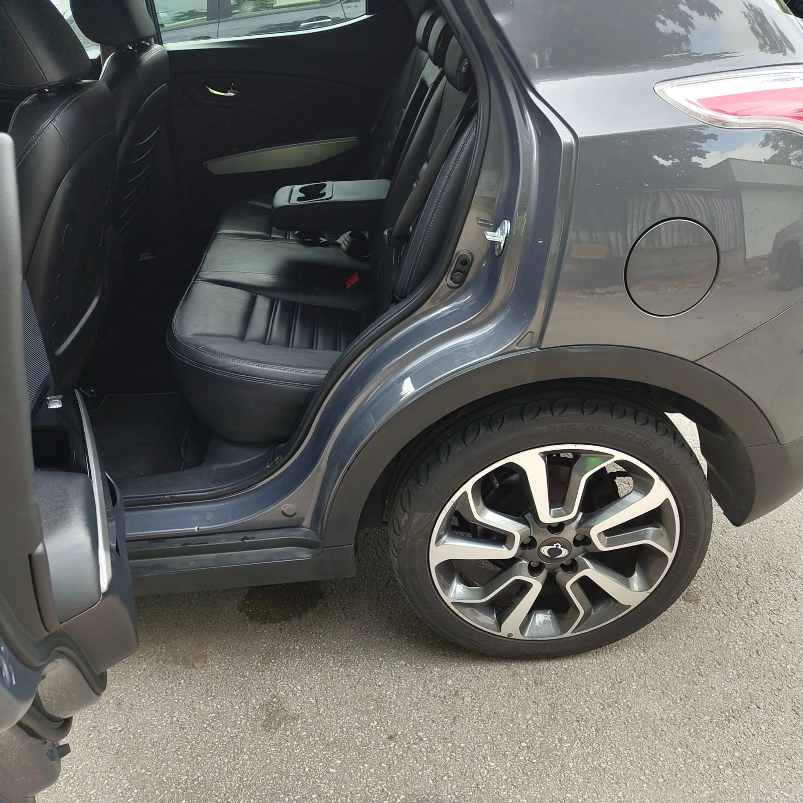 SsangYong Tivoli Автоматик - изображение 10