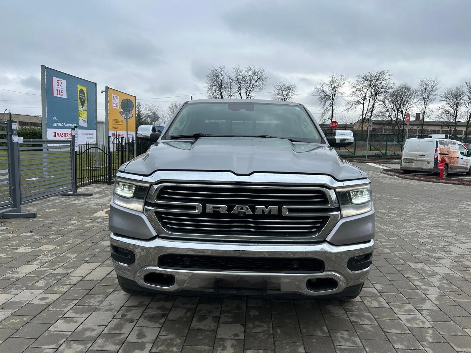 Dodge RAM 1500 LARAMIE, снимка 2 - Автомобили и джипове - 53524257