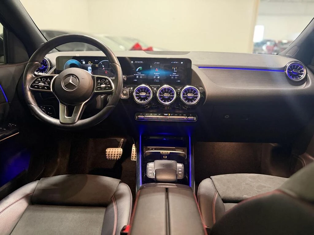 Mercedes-Benz GLC 250 AMG Line * 4matic * Фиксирана цена до БГ * , снимка 6 - Автомобили и джипове - 53808700