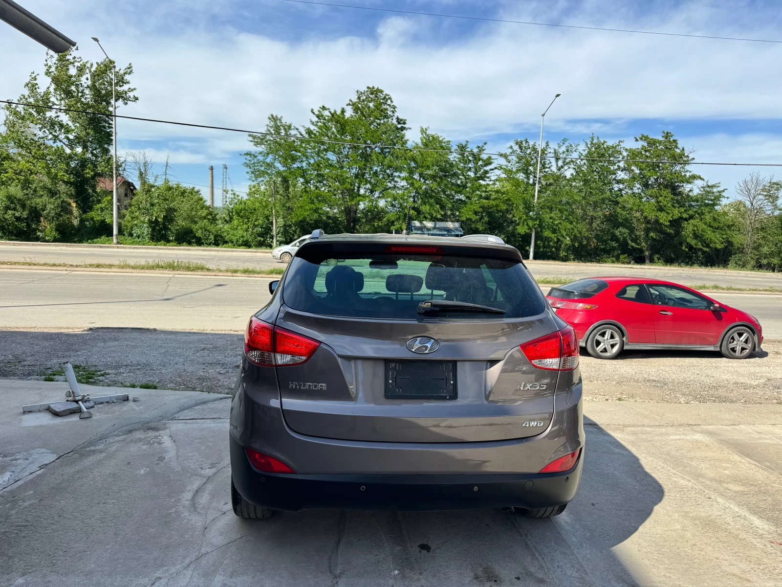 Hyundai IX35 2.0 I 4х4 Ръчка Швейцария ТОП, снимка 6 - Автомобили и джипове - 54721384