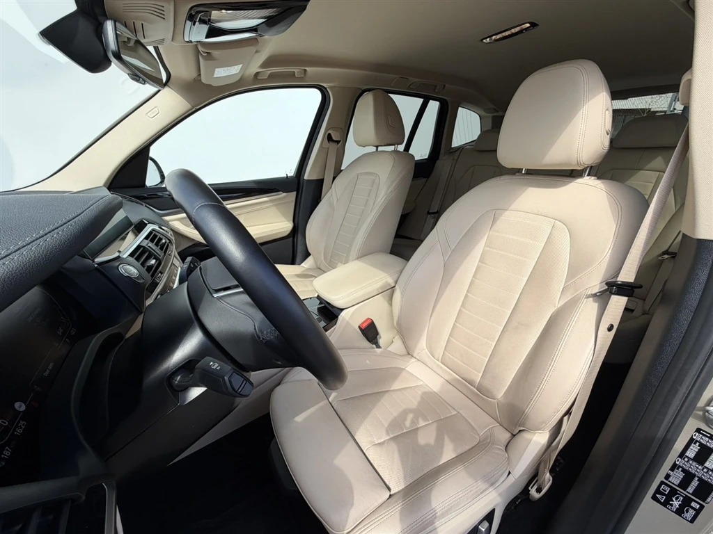 BMW X3 xDrive30i, снимка 9 - Автомобили и джипове - 55266864