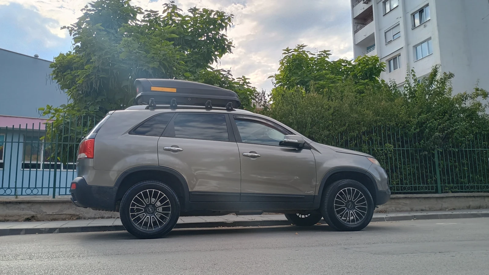 Kia Sorento, снимка 10 - Автомобили и джипове - 56267563