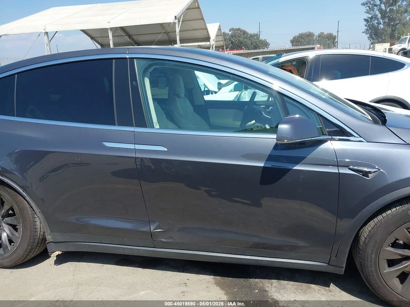 Tesla Model X 100D AWD, снимка 12 - Автомобили и джипове - 55893540
