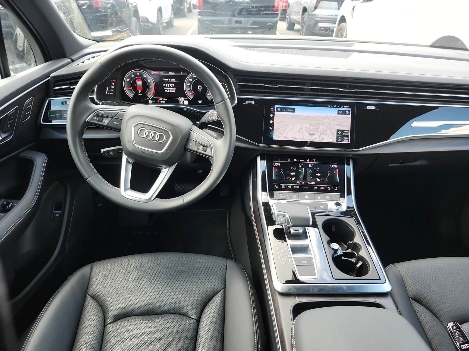 Audi Q7  S LINE PREMIUM PLUS / CARFAX , снимка 9 - Автомобили и джипове - 55899333