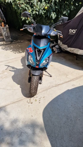 Aprilia Sr Factory Talmacsi  2т, снимка 2