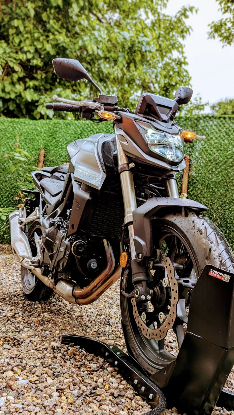 Honda Hornet CB750A, снимка 3 - Мотоциклети и мототехника - 52800516