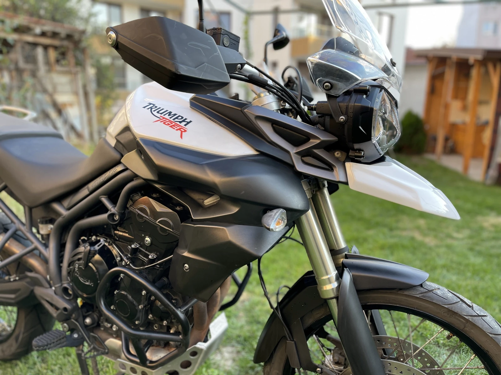 Triumph Tiger 800 XC ABS  - изображение 2