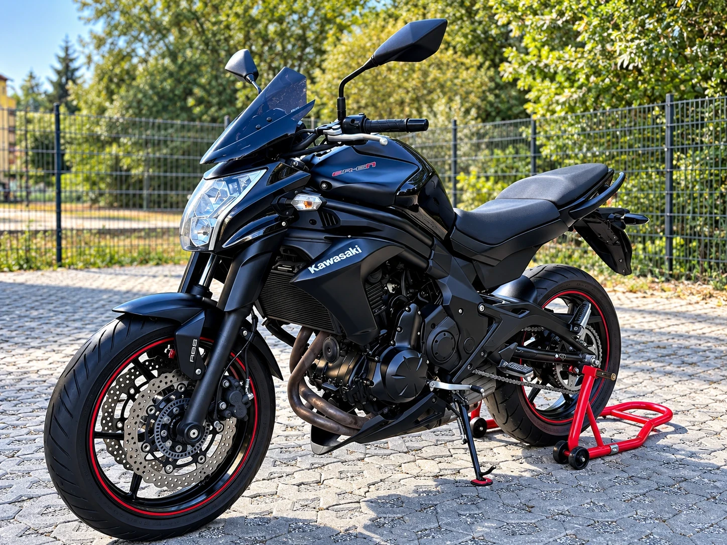 Kawasaki ER ABS* Доставка* Лизинг* Обслужване, снимка 3 - Мотоциклети и мототехника - 56351471
