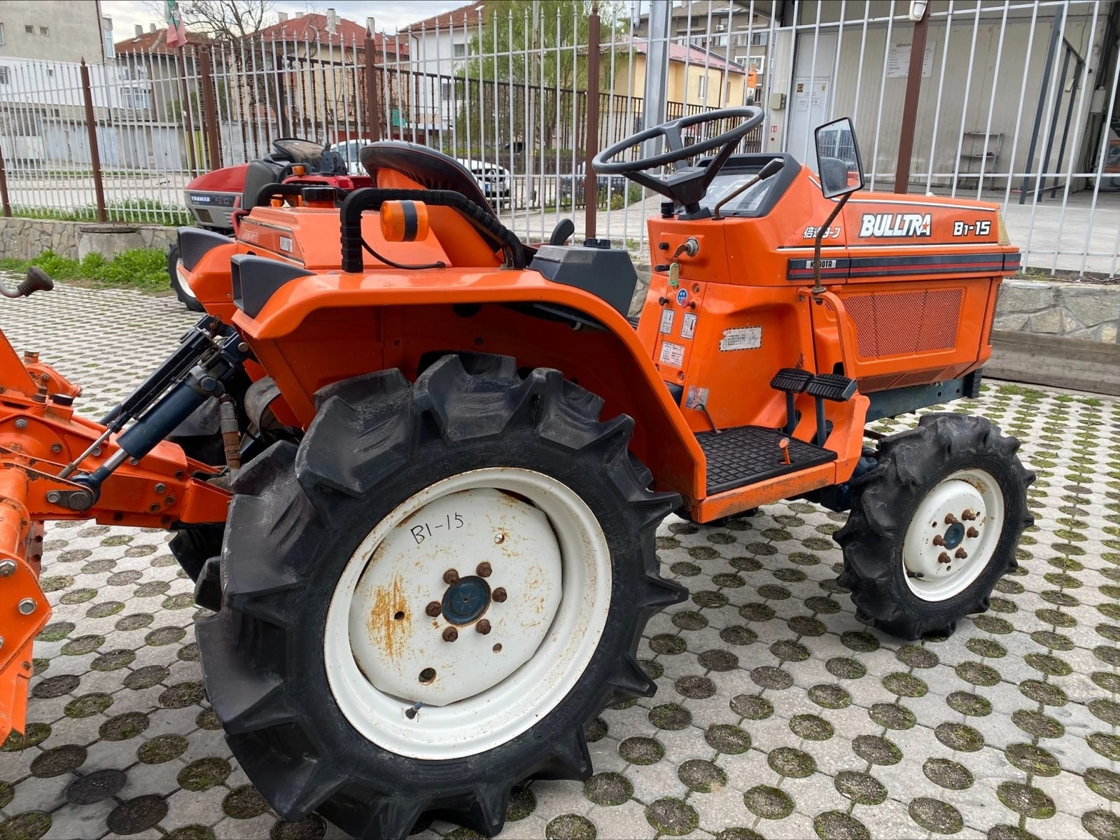 Трактор Kubota Скайтрак-Хасково - изображение 6