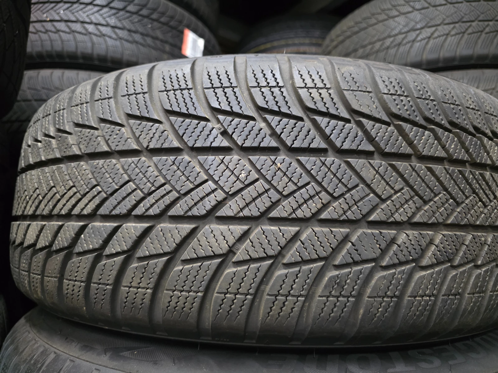 ���� 225/60R17 | Mobile.bg � ����������� 1