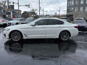 BMW 530 i xDrive/CARFAX/АМБИЕНТНО/ШИБИДАХ/ПОДГРЕВИ, снимка 3