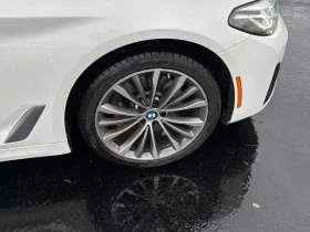 BMW 530 i xDrive/CARFAX/АМБИЕНТНО/ШИБИДАХ/ПОДГРЕВИ, снимка 6